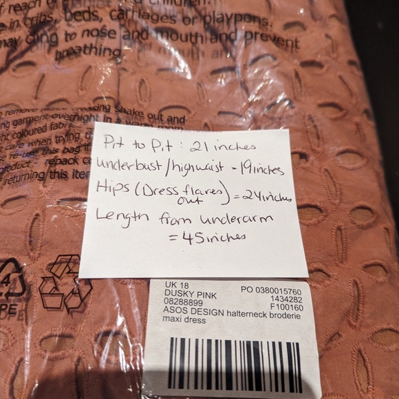 Halter neck maxi dress - Picture 8 of 8